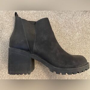 Dirty Laundry Black Ankle Booties